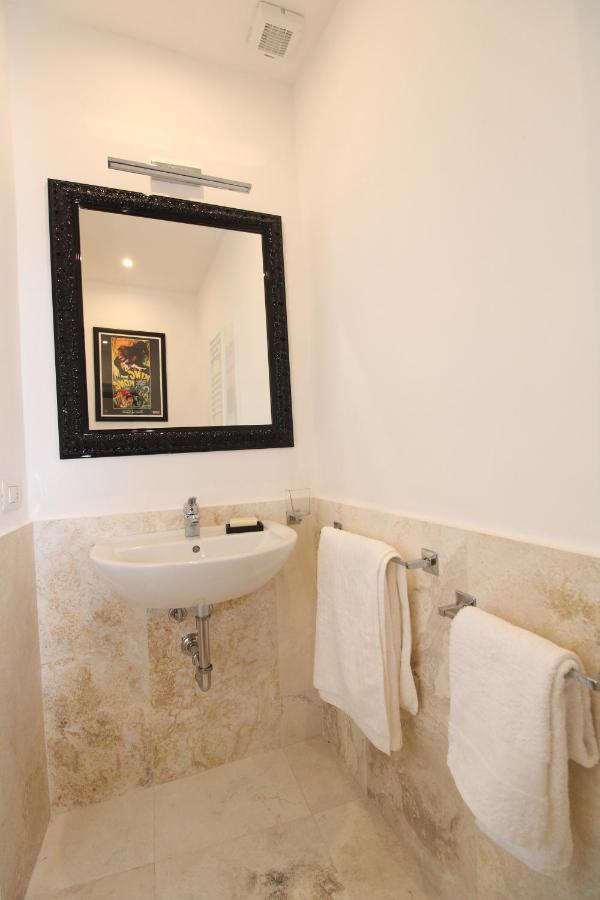 Apartament The House Of The Film Siena Zewnętrze zdjęcie